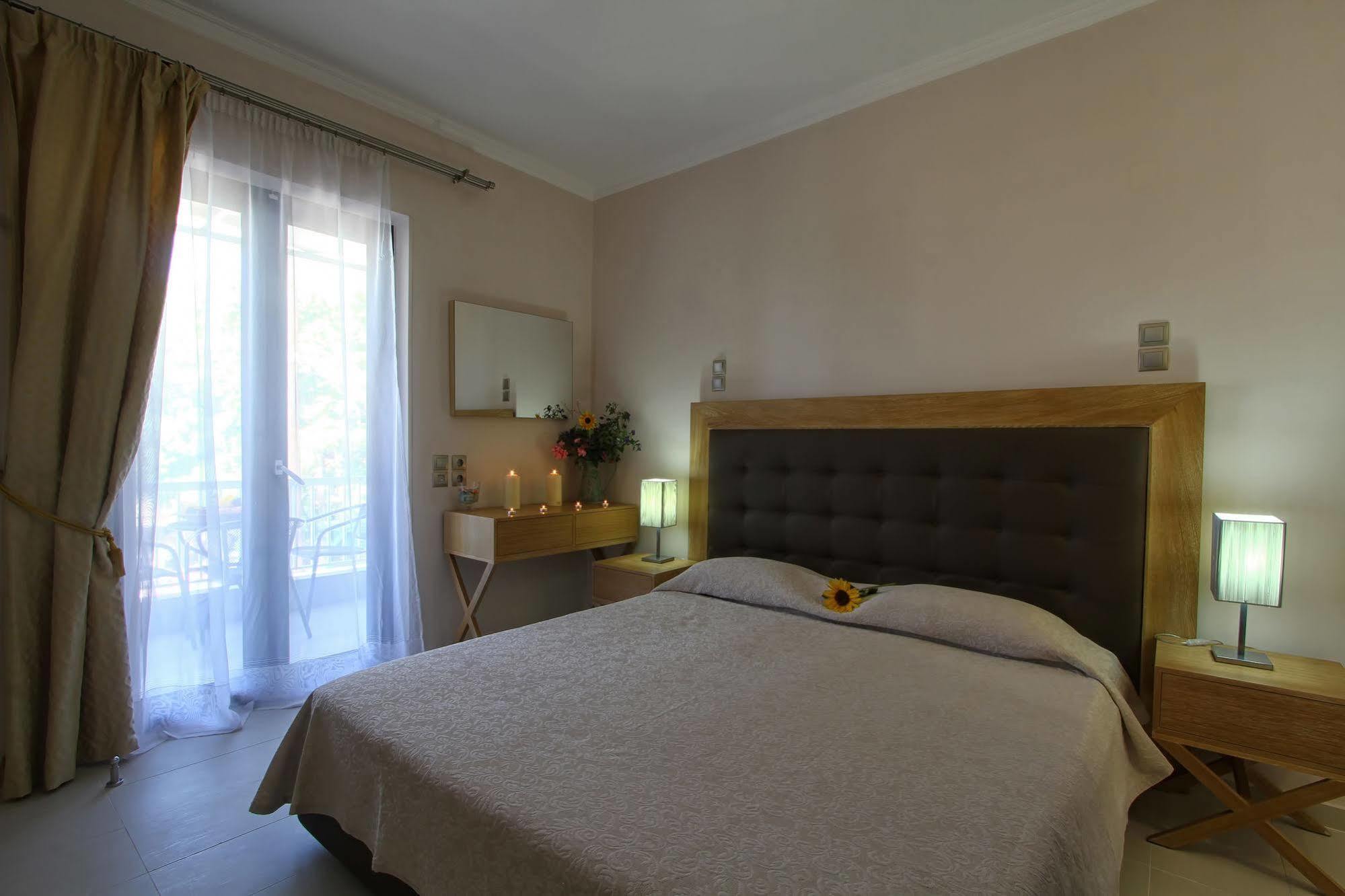 Ferienwohnung Ilioxenia Paralia Agias Foteinis Exterior foto