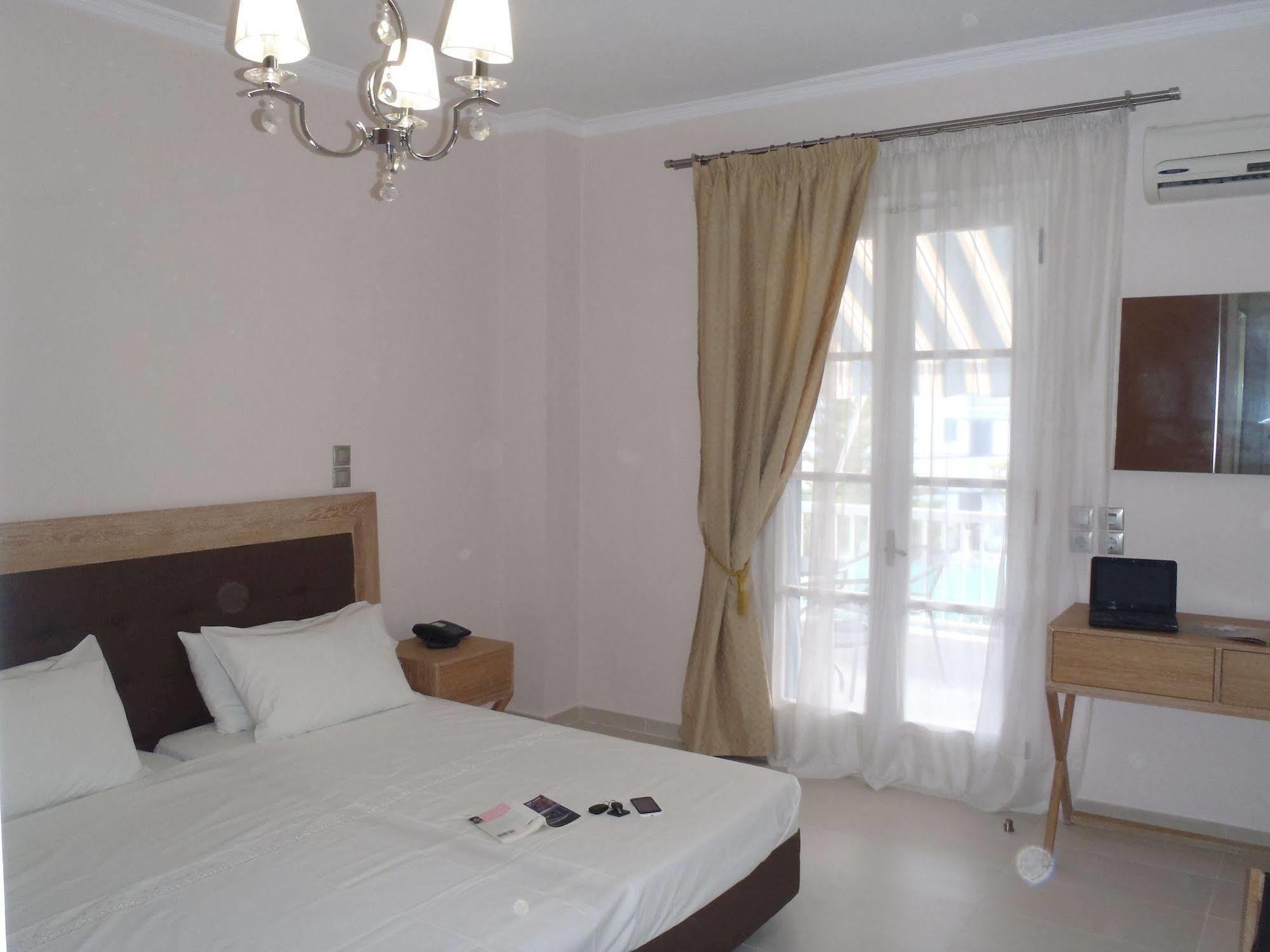 Ferienwohnung Ilioxenia Paralia Agias Foteinis Exterior foto